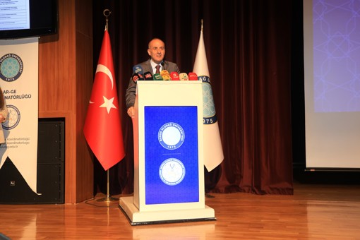 BUÜ’de Ar-Ge ve İnovasyon Zirvesi gerçekleşti
