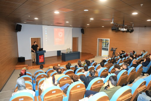 BUÜ’de "Din ve Bilim" ilişkisi konuşuldu