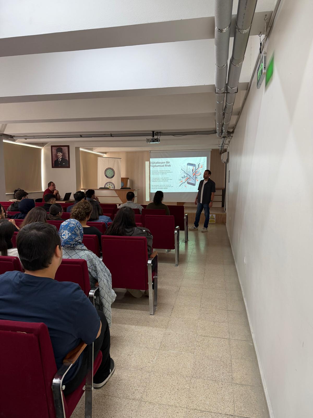 Öğrencilerimize Yönelik Sanal Ortamda Bahis, Şans Oyunları ve Kumarla Mücadele Eğitimi Gerçekleştirildi