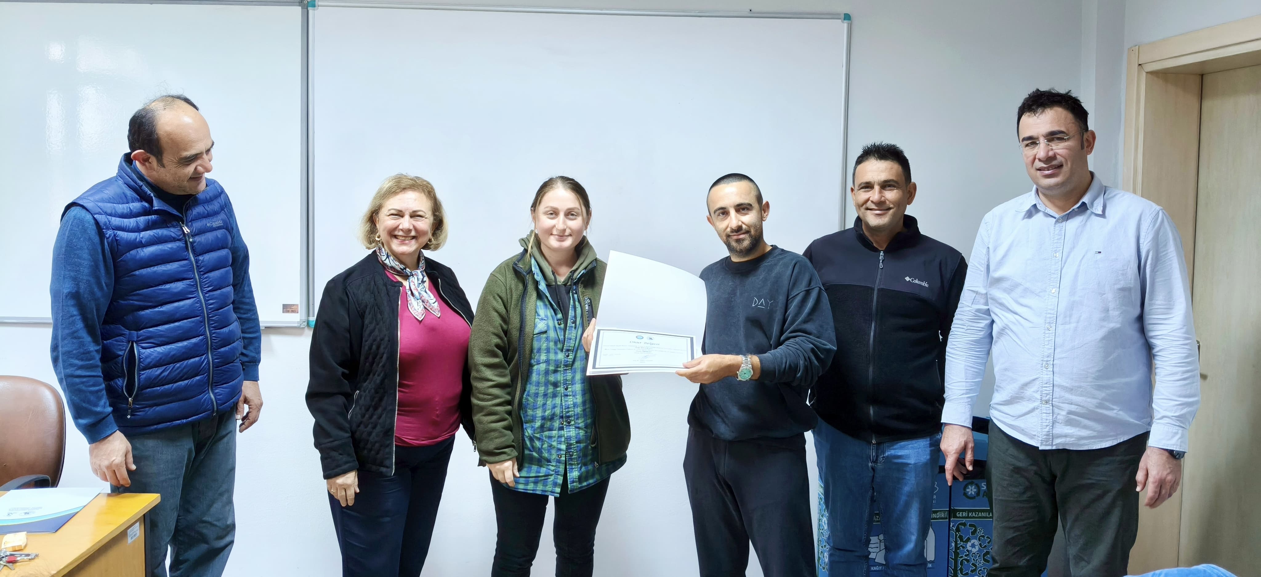MENNAN PASİNLİ ATÇILIK MYO’DA AKADEMİK BAŞARIYA ANLAMLI TAKDİR