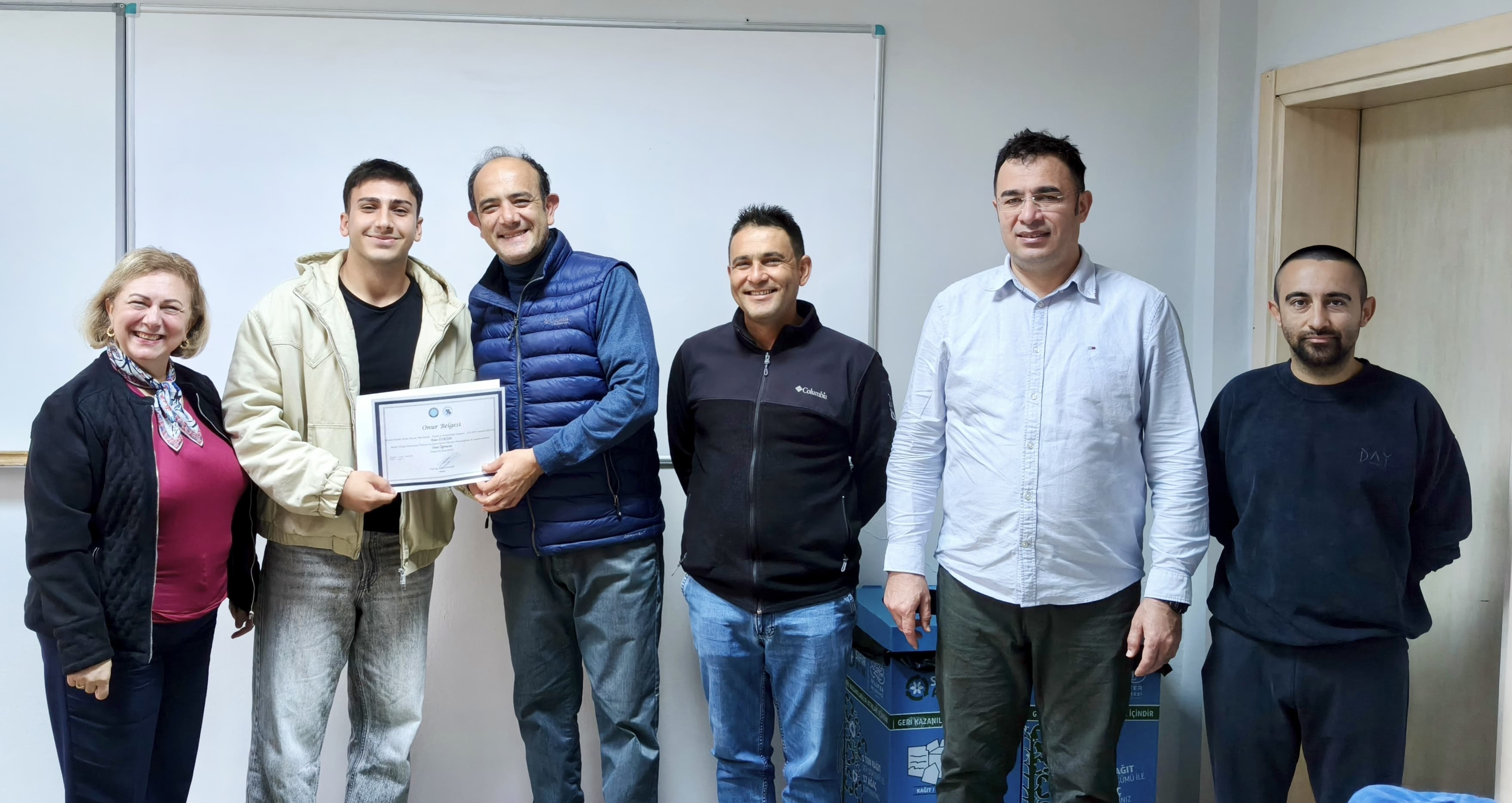 MENNAN PASİNLİ ATÇILIK MYO’DA AKADEMİK BAŞARIYA ANLAMLI TAKDİR