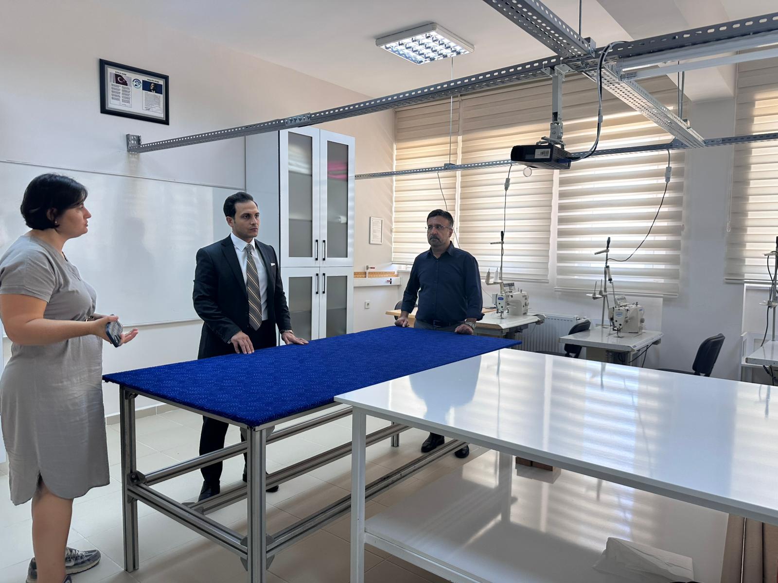 Orhaneli Kaymakamından Meslek Yüksekokulumuza Ziyaret