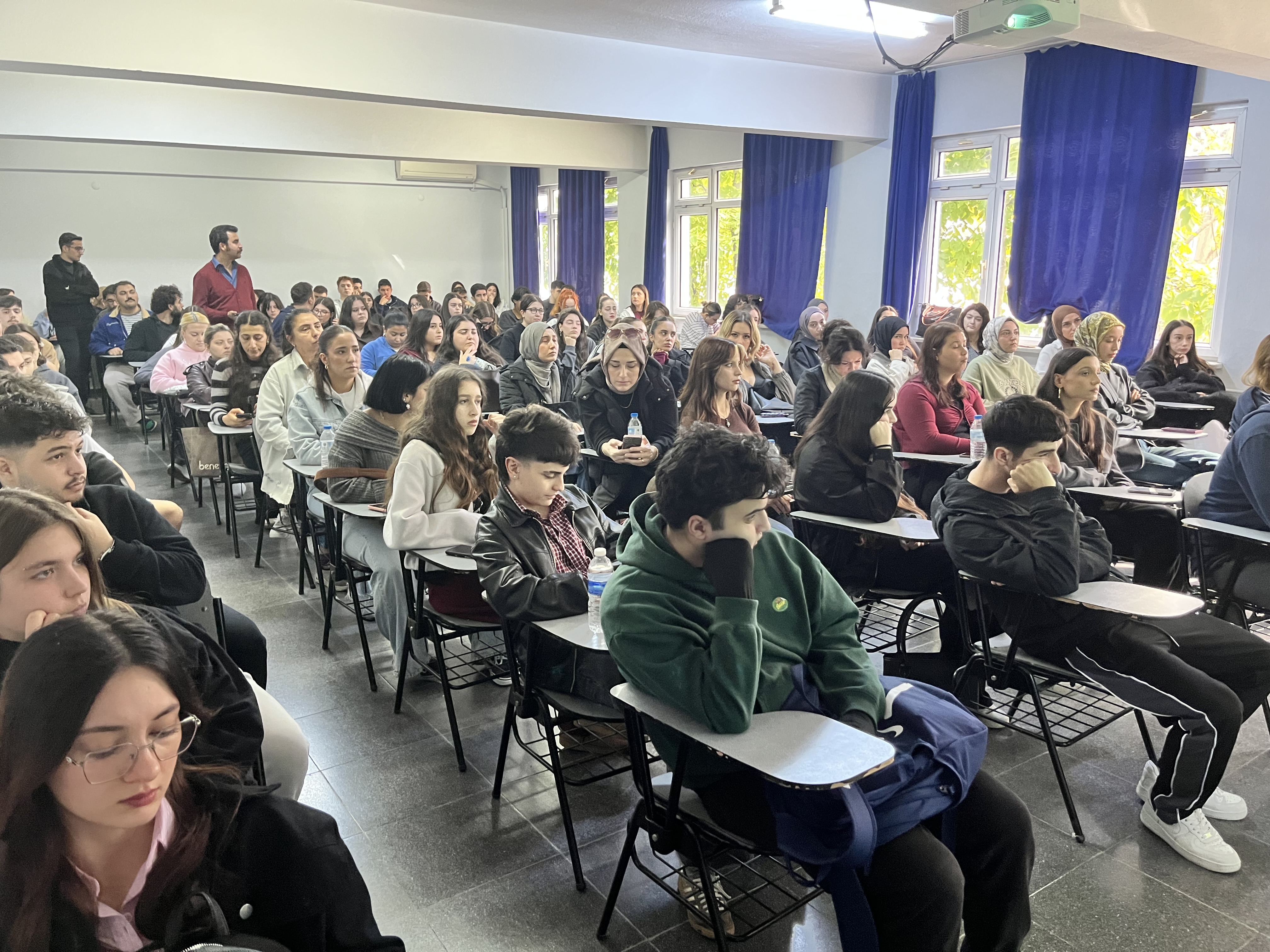 Mustafakemalpaşa MYO’da Öğrencilere Yönelik Oryantasyon Programı Gerçekleştirildi