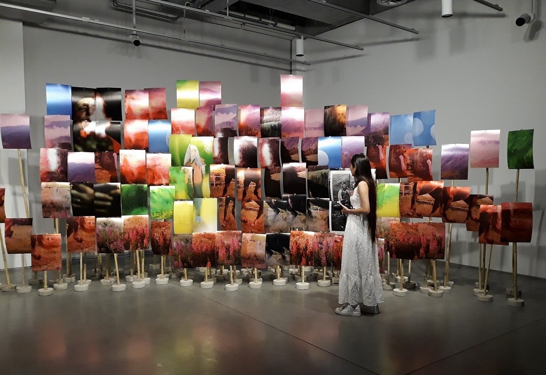 "Öğr. Gör. Dilek Bilhan ve Resim IV-VI Anasanat Atölye öğrencileri, 13 Mayıs 2026 tarihinde, İstanbul Modern Sanat Müzesi ve Tophane-i Amire Kültür-Sanat Merkezi'nde gözlem-inceleme-fotoğraf çekimlerini kapsayan alan ziyaretlerini gerçekleştirmişlerdir."