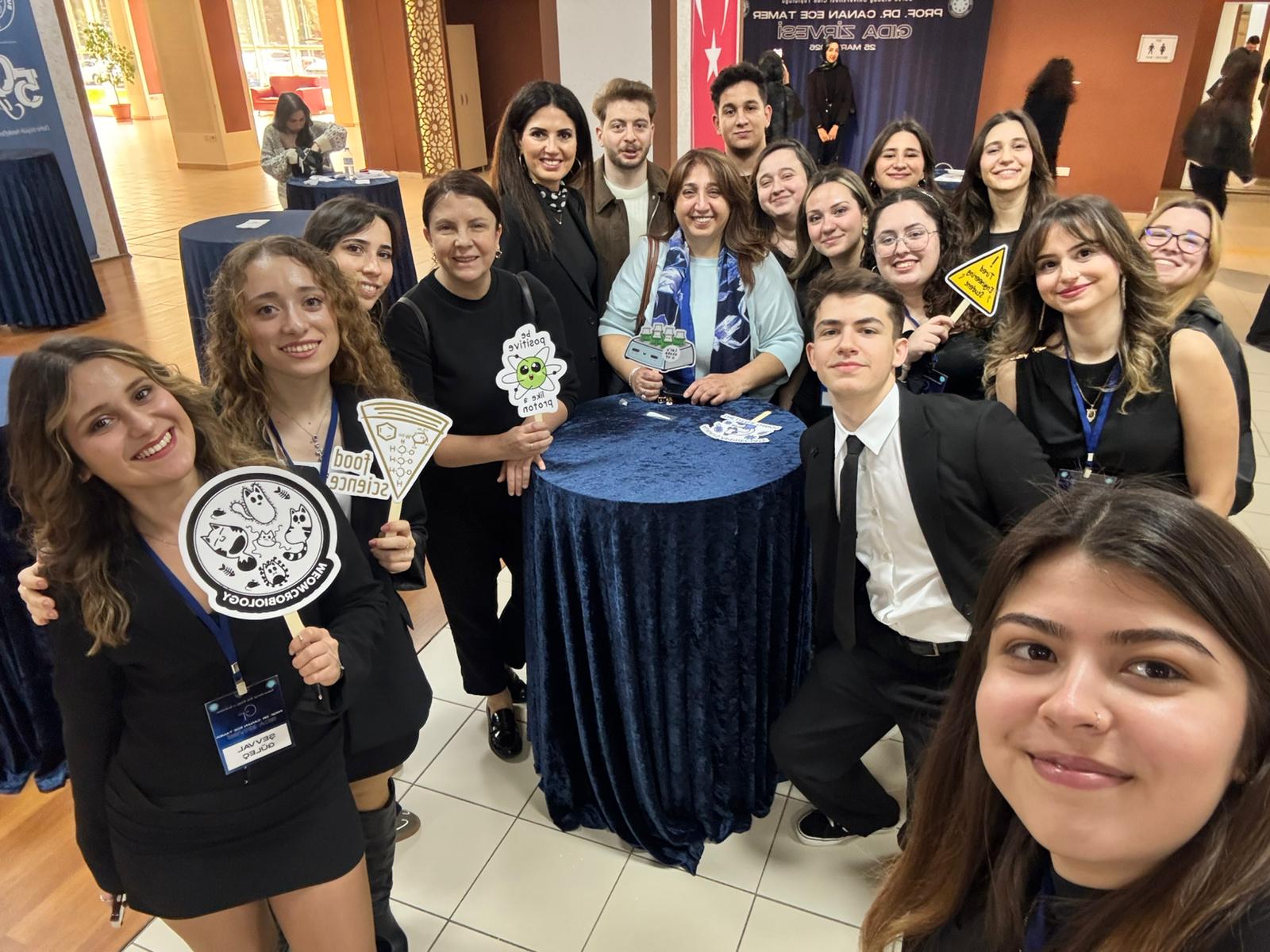 0fc8bebe-9a7b-41b5-9413-fa1aae6f947f! ?? 