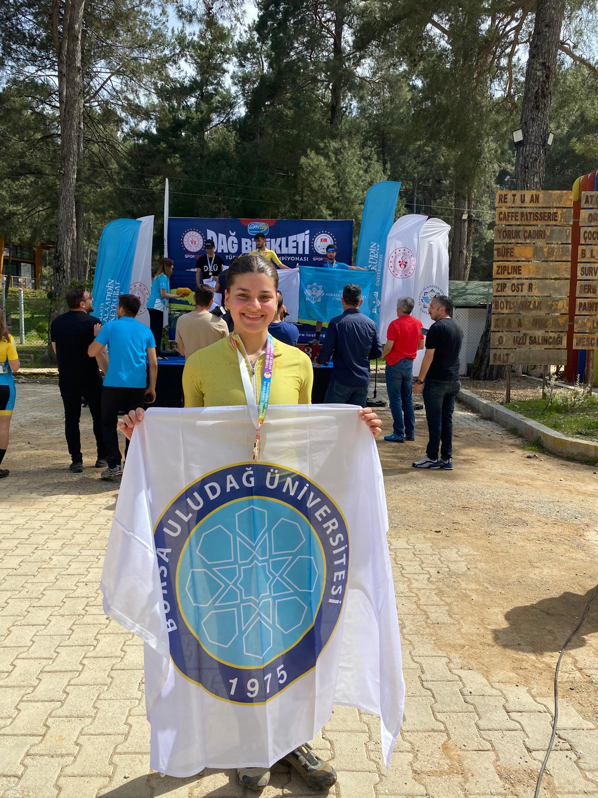 20260417145618301WhatsAppImage2026-04-17at14.47.19! ?? 