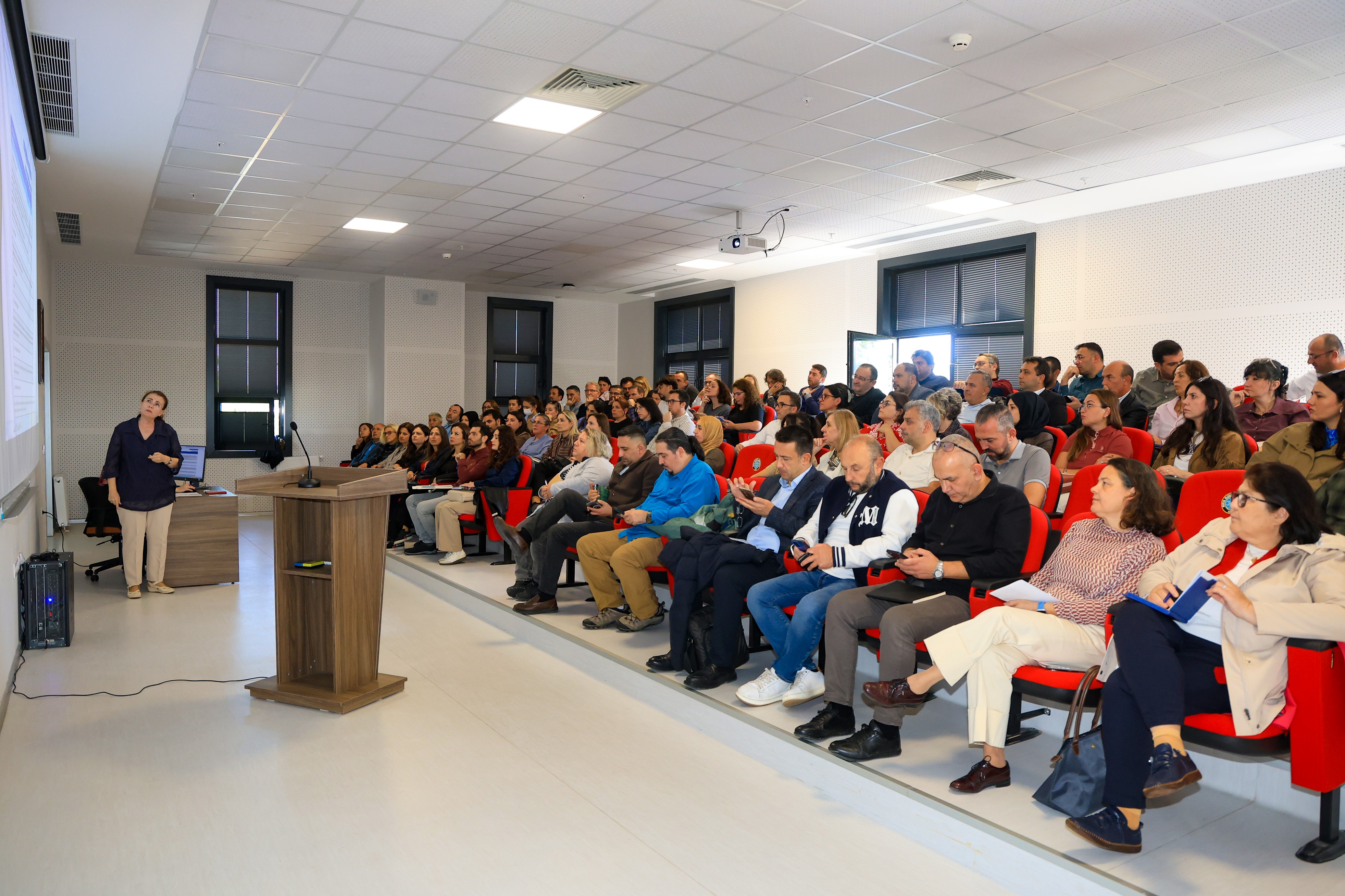2026 Güz Dönemi Meslek Yüksekokulları Bologna Süresi I. Değerlendirme Toplantısı Gerçekleştirildi