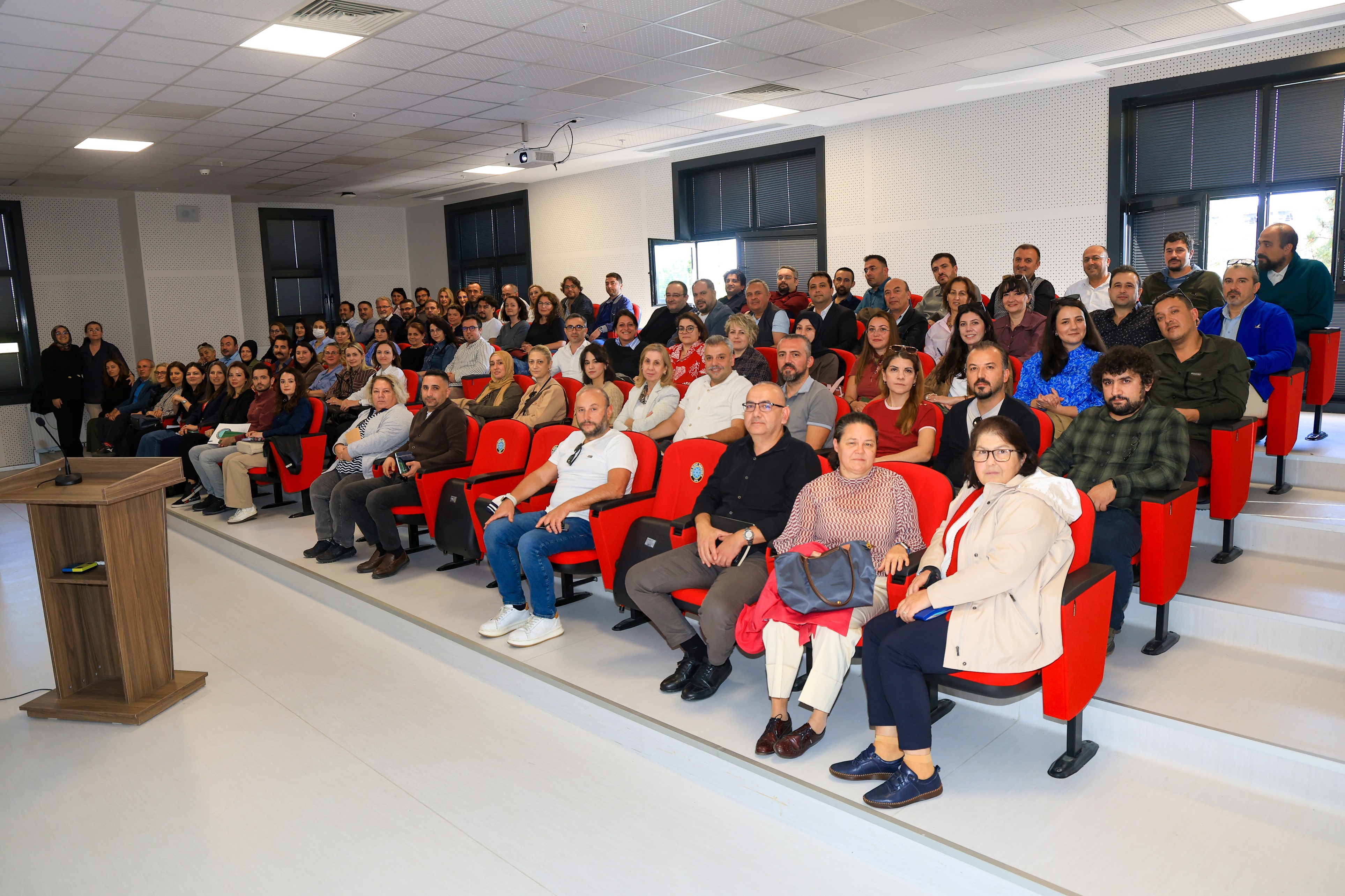 2026 Güz Dönemi Meslek Yüksekokulları Bologna Süresi I. Değerlendirme Toplantısı Gerçekleştirildi
