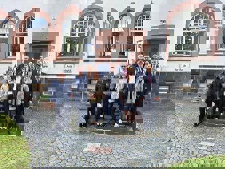! ?? 