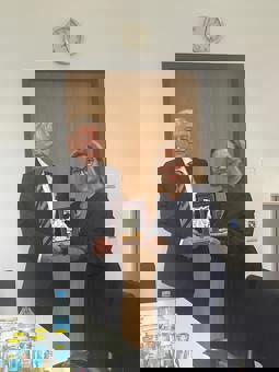 ! ?? 