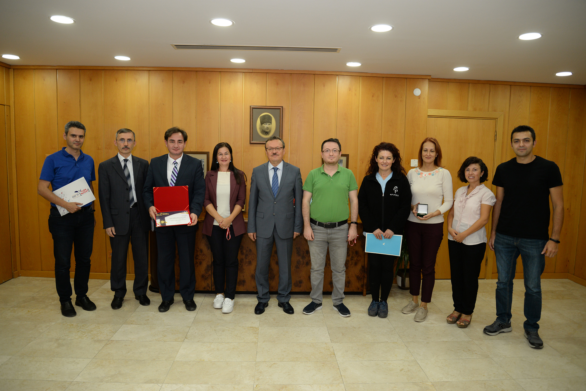  TEKNOFEST kapsamında İstanbul’da düzenlenen ISIF 2019  Fuarı’nda,  Bahçe Bitkileri Bölümü Öğretim Üyesi Doç. Dr. Asuman Cansev  ve  ekip arkadaşları  ‘Bitki Büyüme ve Gelişmesinde Sitidin Kullanımı’ isimli patent ile altın madalyaya layık görüldü. 