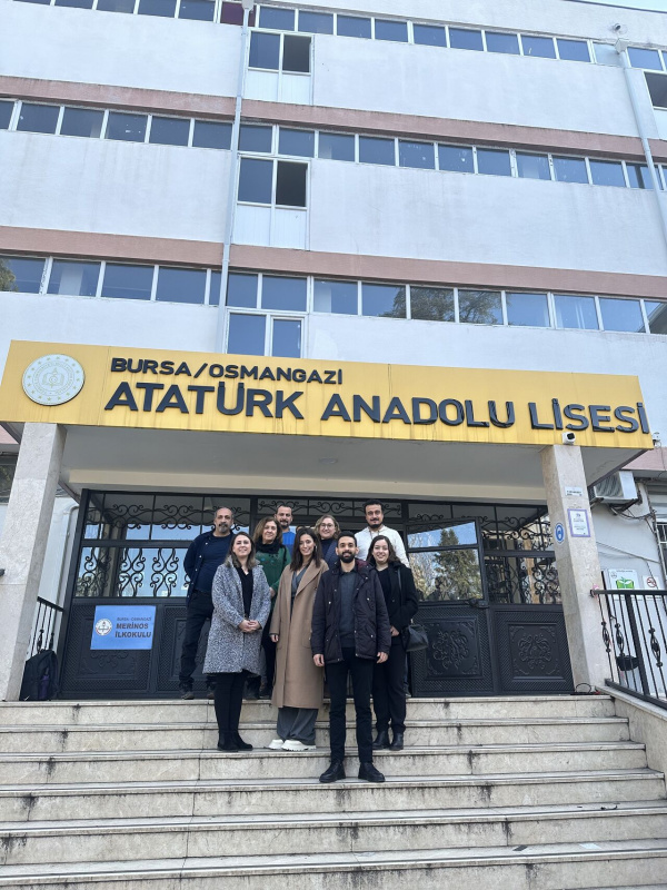 Bursa Atatürk Anadolu Lisesi’nde Gençlerle Söyleşi Gerçekleştirildi