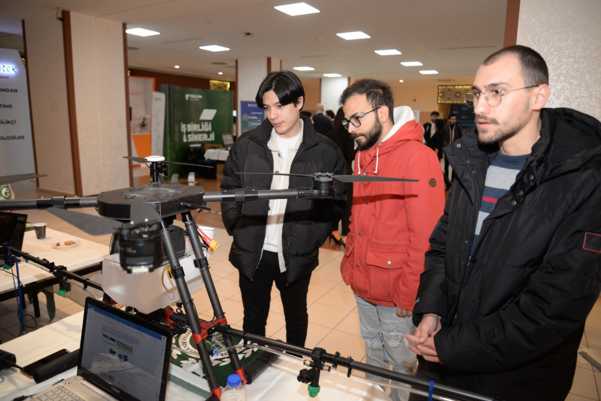 Bursa Uludağ Üniversitesi DİJİMER İlk Ulusal Dijital Dönüşüm Fuarını Gerçekleştirdi