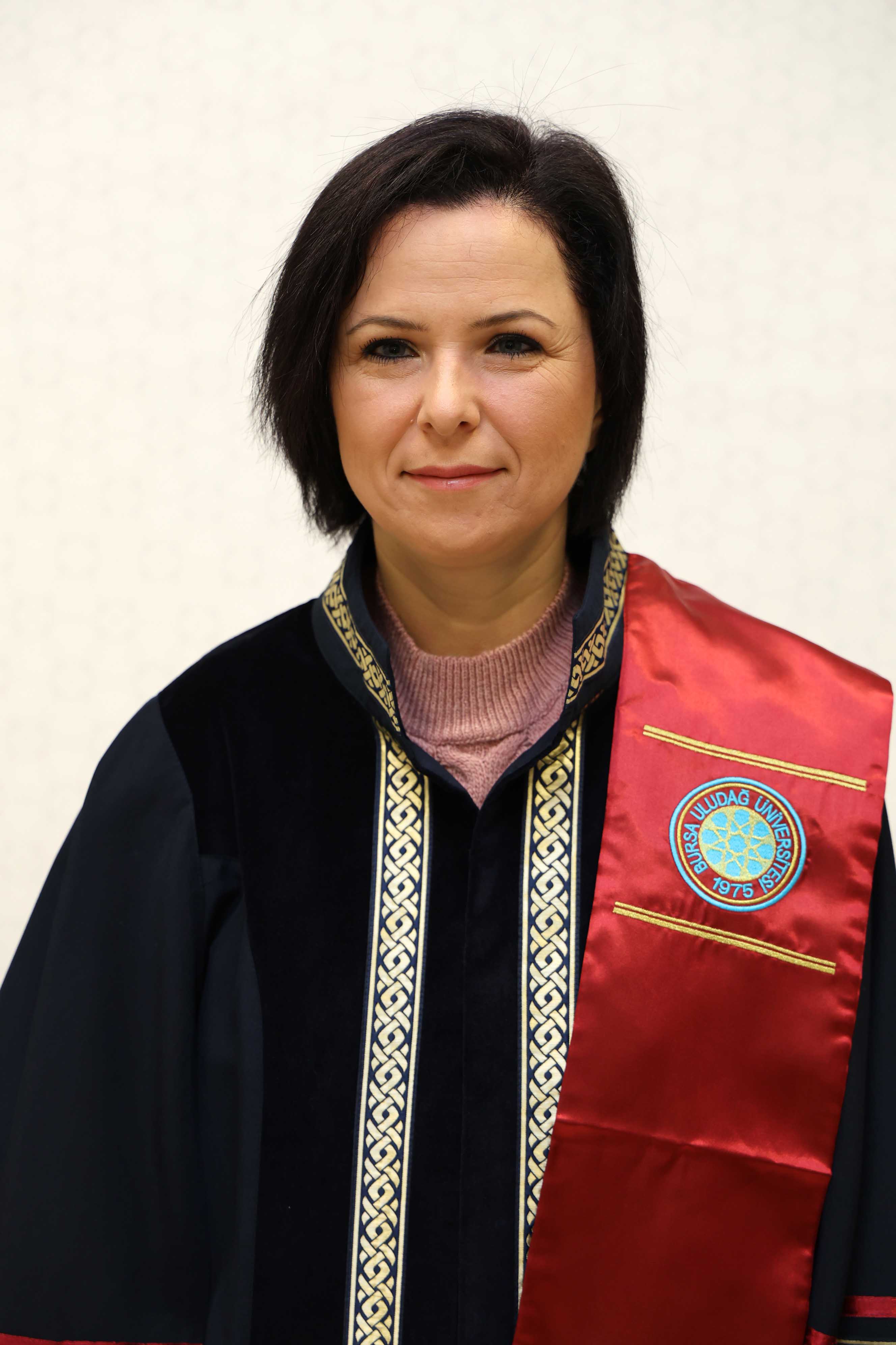 GÜL DİNÇ ATA