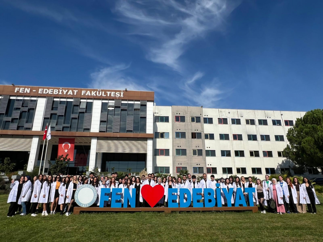 Fakültemiz Kimya Bölümünün “Önlük Giyme Töreni”