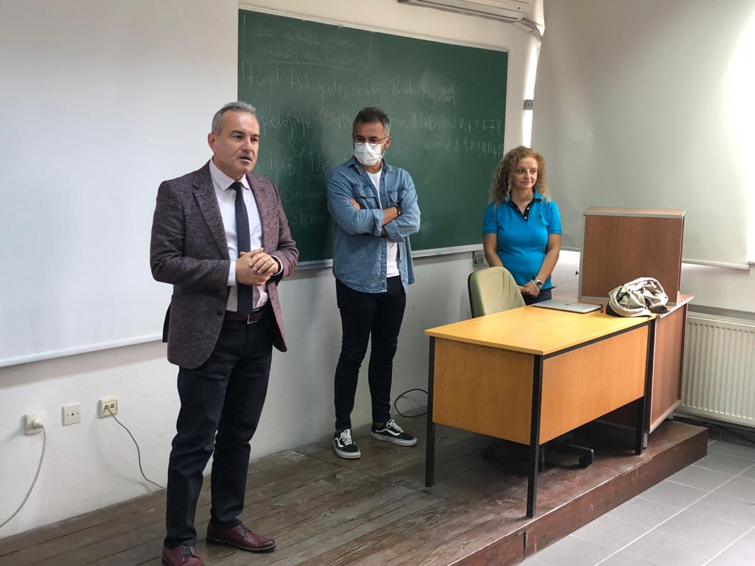  SOSYOLOJİ BÖLÜMÜMÜZ TARAFINDAN 2022-2023 EĞİTİM ÖĞRETİM DÖNEMİ AÇILIŞ KOKTEYLİ VE BİRİNCİ SINIFA BAŞLAYAN ÖĞRENCİLERİMİZ İÇİN ORYANTASYON ETKİNLİĞİ DÜZENLENDİ 