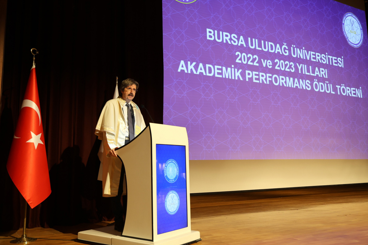 2022 VE 2023 YILLARI AKADEMİK PERFORMANS ÖDÜLLERİ