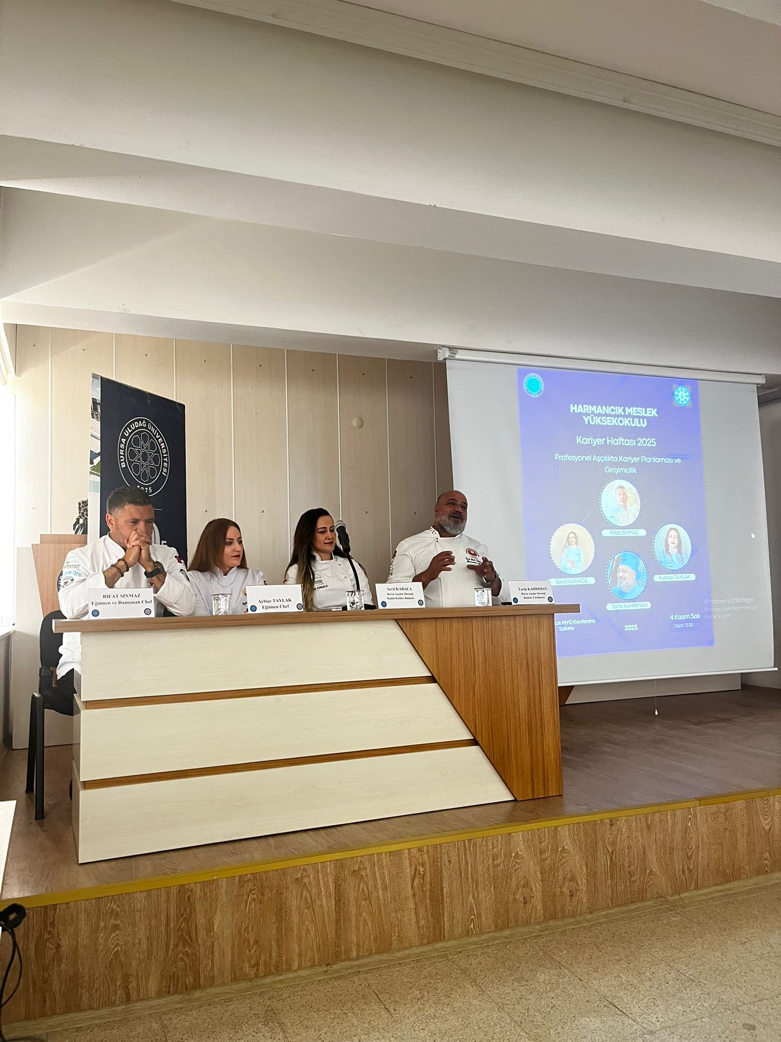 eaa27946-73cd-44e5-82f3-c4027374f72d! ?? 