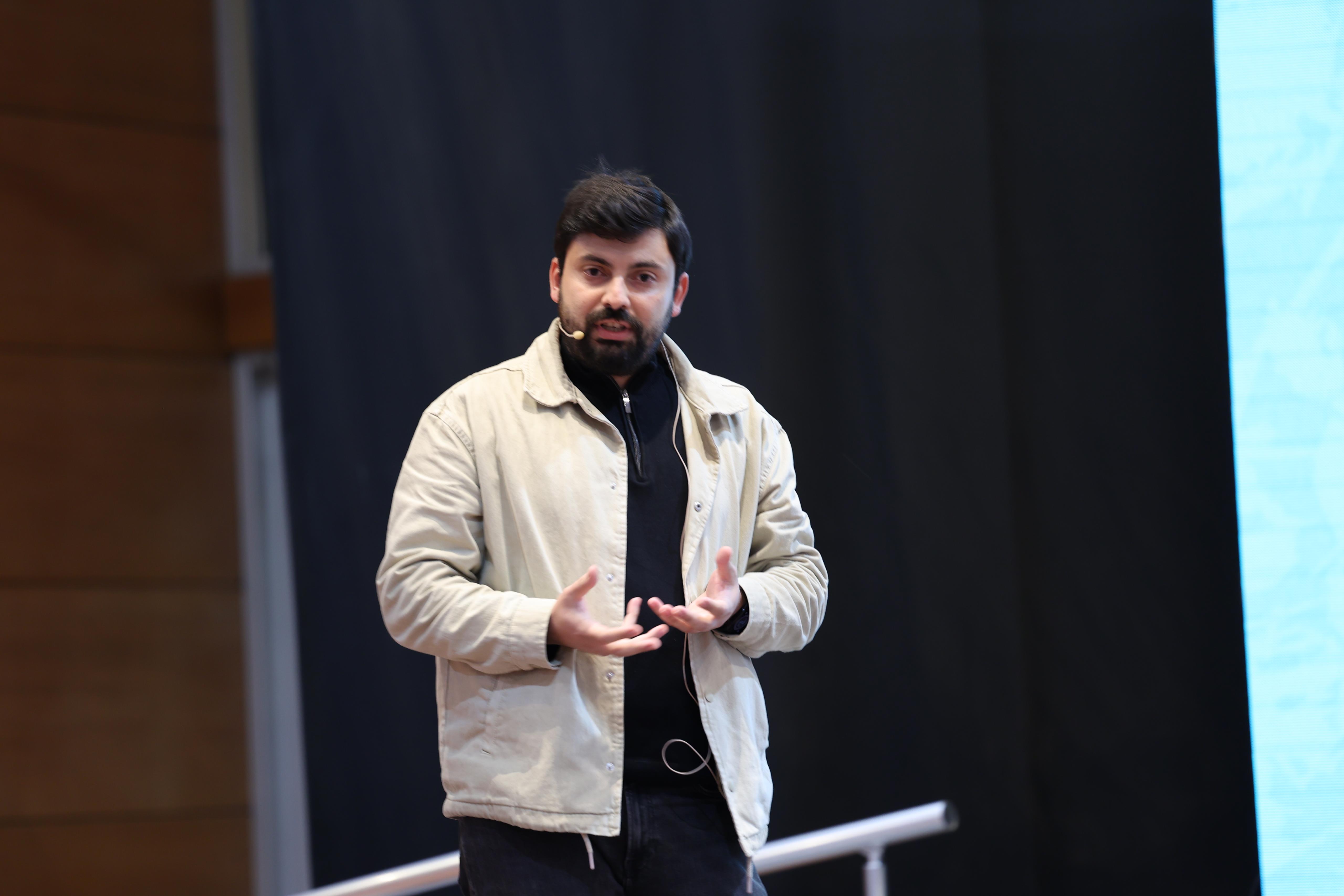 WhatsApp Image 2025-12-10 at 14.57.31! ?? 