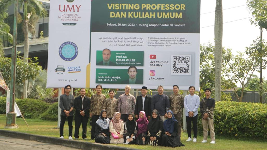  Prof. Dr. İsmail GÜLER Hocamızdan Endonezya'nın Yogyakarta Kentindeki Muhammediyye Üniversitesine Ziyaret 