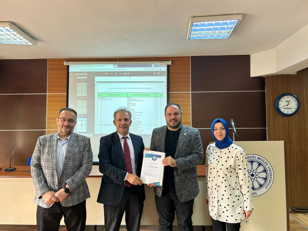  İnegöl MYO Öğrencilerine DGS ve KPSS Sınav Süreci Bilgilendirme Semineri 