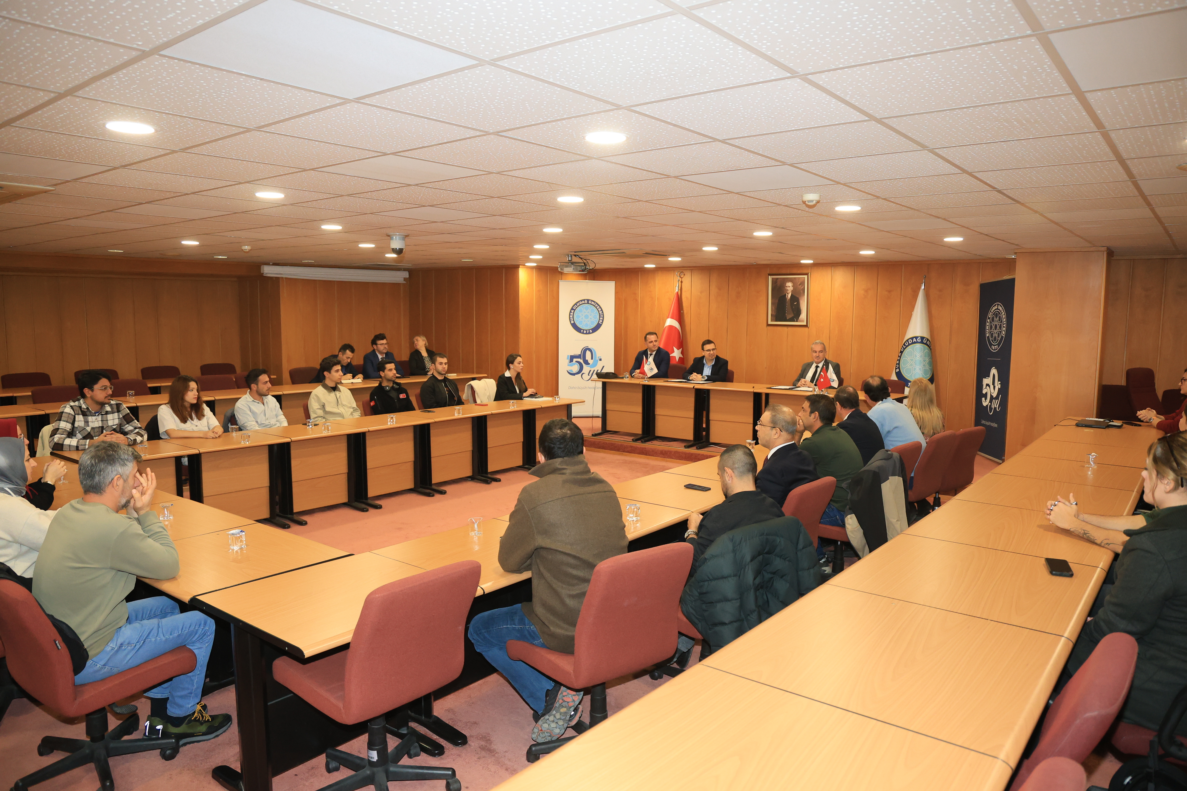 20251210090717504BUU_4625! ?? 