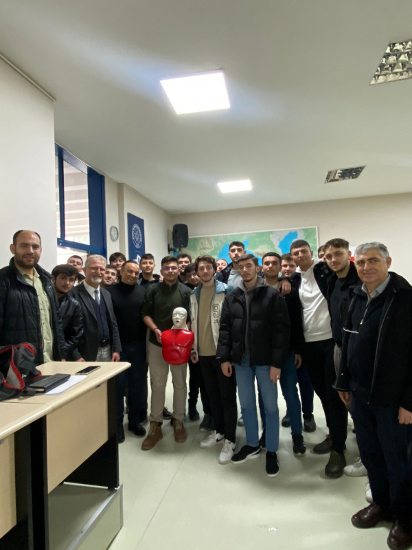 Teknik Bilimler MYO Hayat Kurtaran Bilgiler İçeren İlkyardım Semineri Düzenlendi