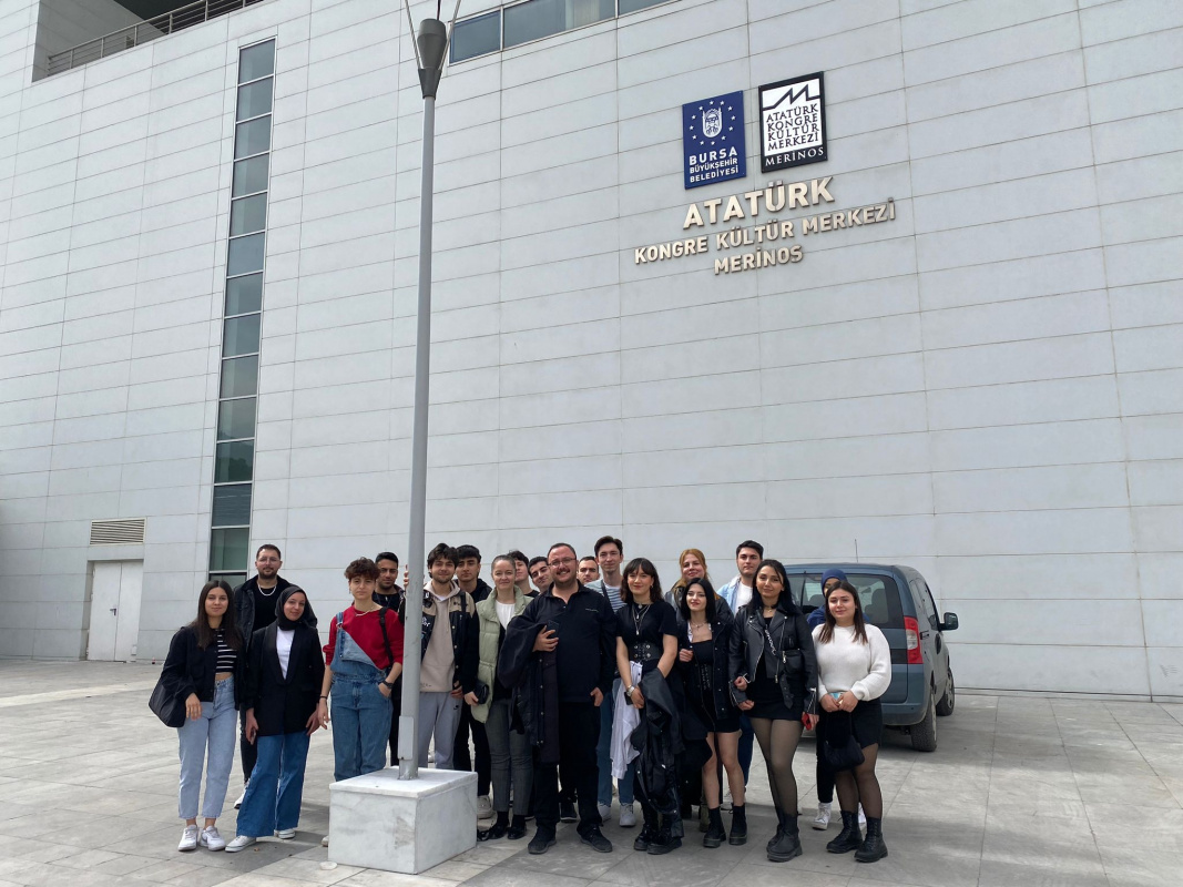  Harmancık Meslek Yüksekokulu Turizm Programı Öğrencilerine  MERİNOS Atatürk Kongre ve Kültür Merkezi'ne Teknik Gezi 