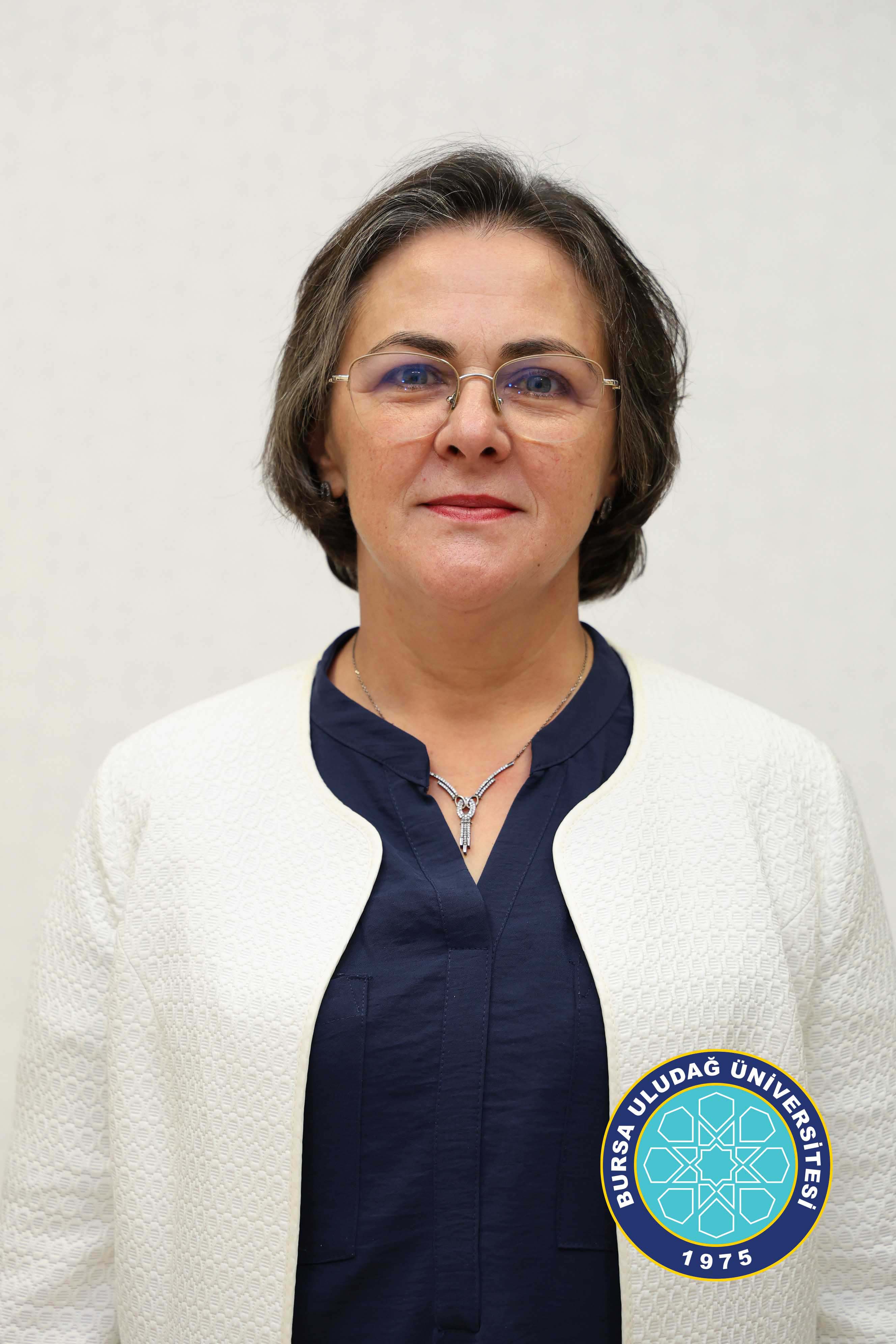 NEŞE ÖZMEN