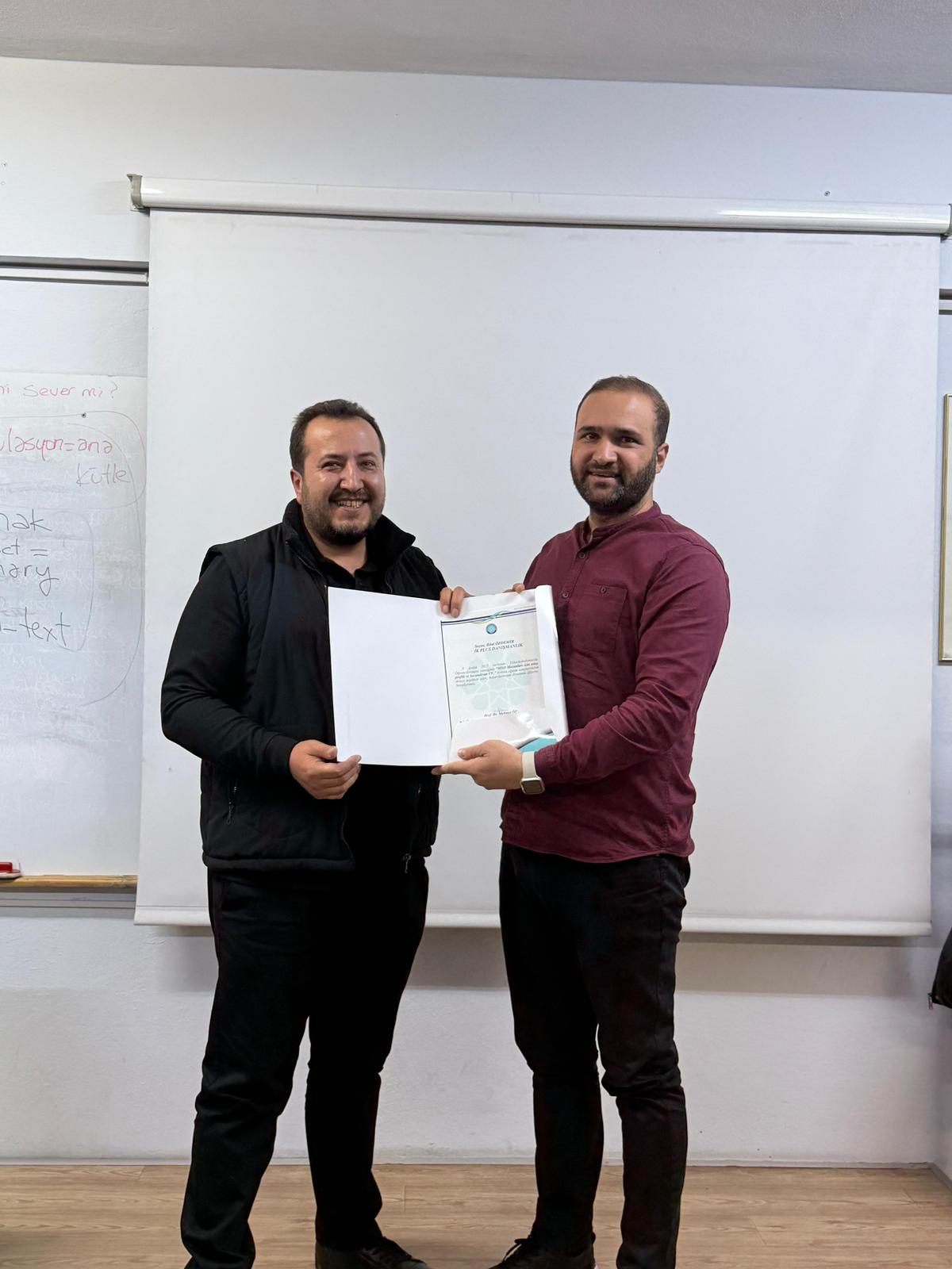 WhatsApp Image 2025-12-08 at 15.36.20! ?? 