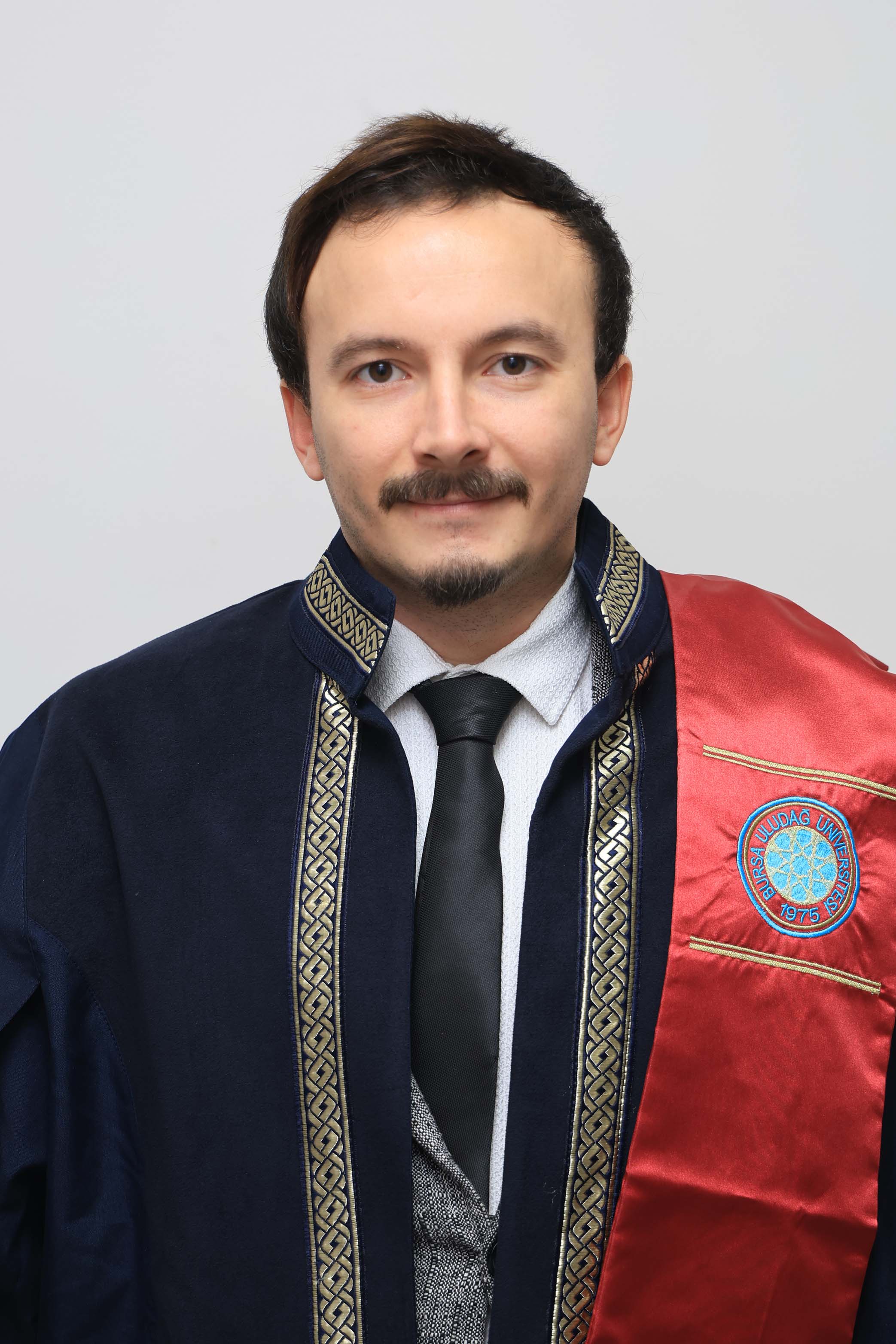 MERT ALİ ÖZEL