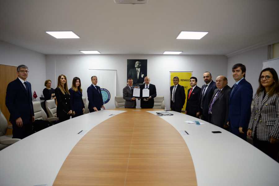  Üniversite-Sanayi işbirliğine Oyak Renault desteği  