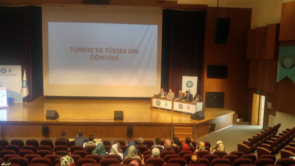  Türkiye'de Dini Eğitim 