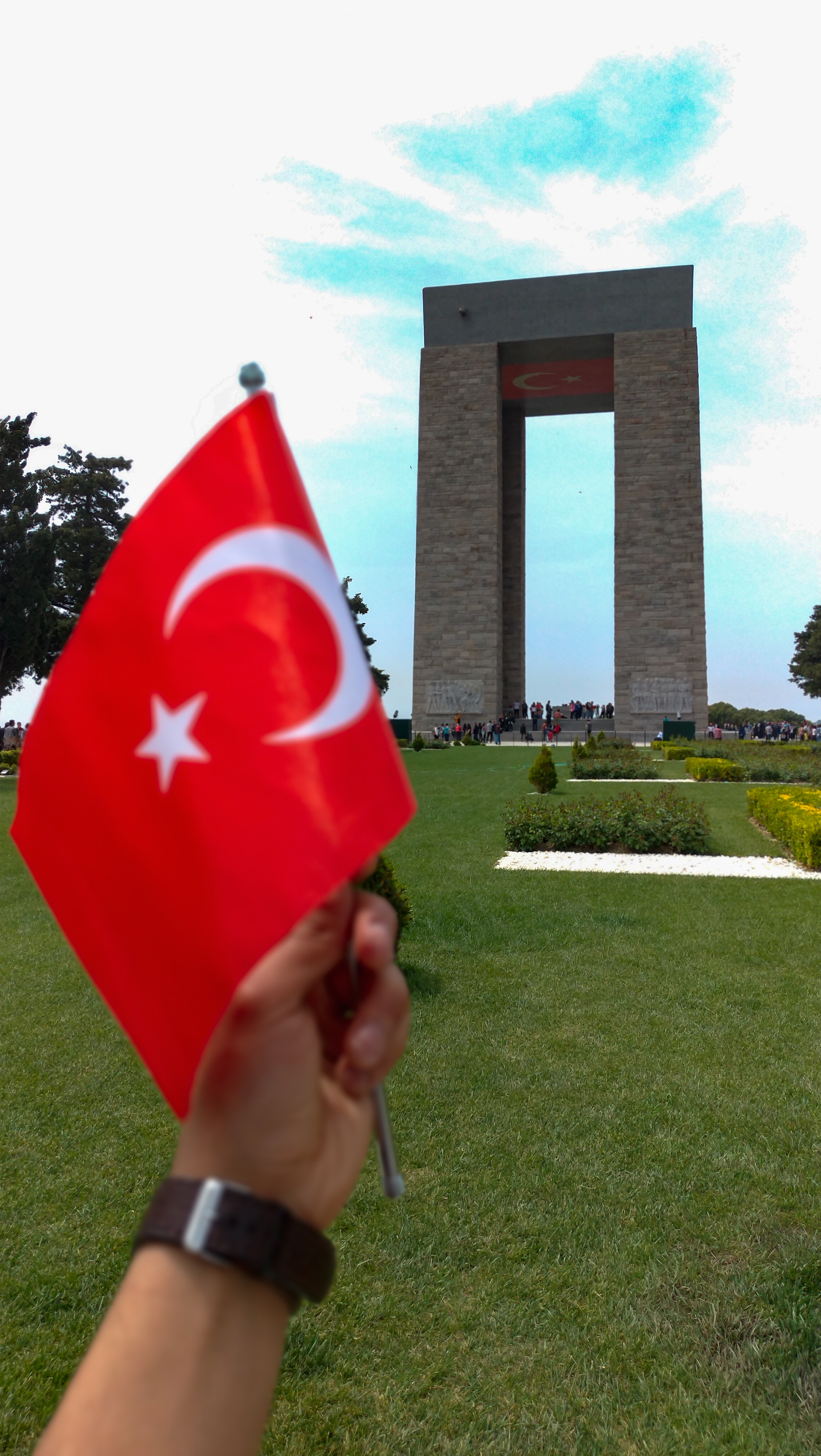  Bursa Uludağ Üniversitesi Çanakkale Şehitliklerini Ziyaret Etti 