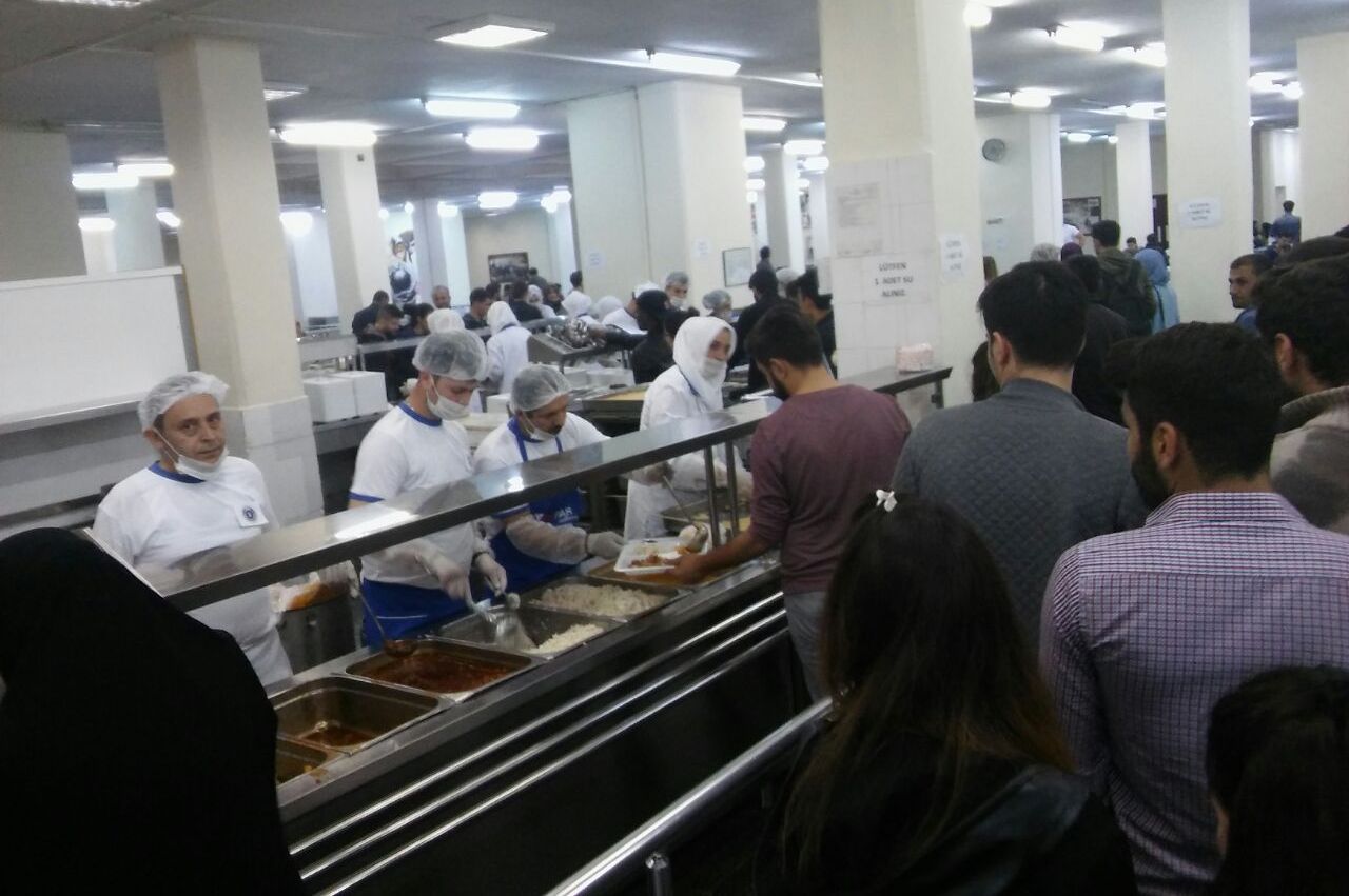  Uludağ Üniversitesi’nde öğrencilerin iftar yemeği ücretsiz olacak 