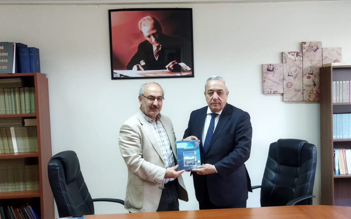 Özbekistan Bilimler Akademisi Tarih Enstitüsü Başkanı Prof. Dr. Azamat Ziyo’nun Tarih Bölümü’ne Ziyareti