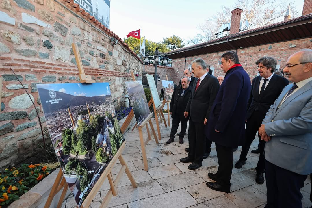 VAKIF GELENEĞİ VE BURSA VAKIFLARI SEMPOZYUMU SONA ERDİ