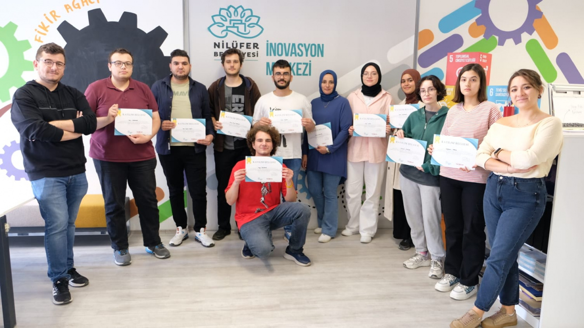  Bilgisayar Programcılığı Öğrencileri Proje Hazırlama ve Proje Döngüsü Eğitimine Katıldılar 