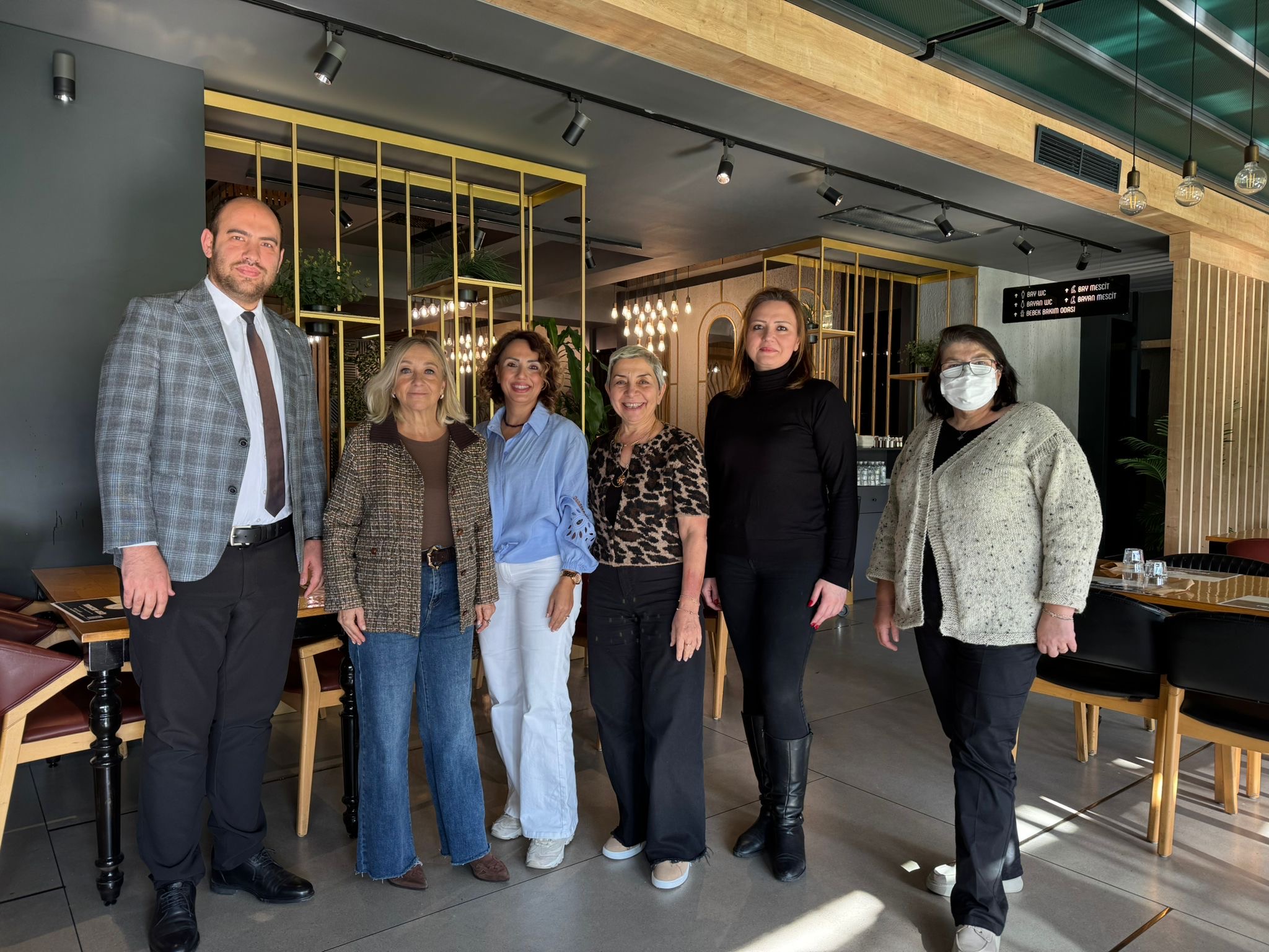 0b7563f3-8e89-45ad-9e1d-8b5c414dcff8! ?? 