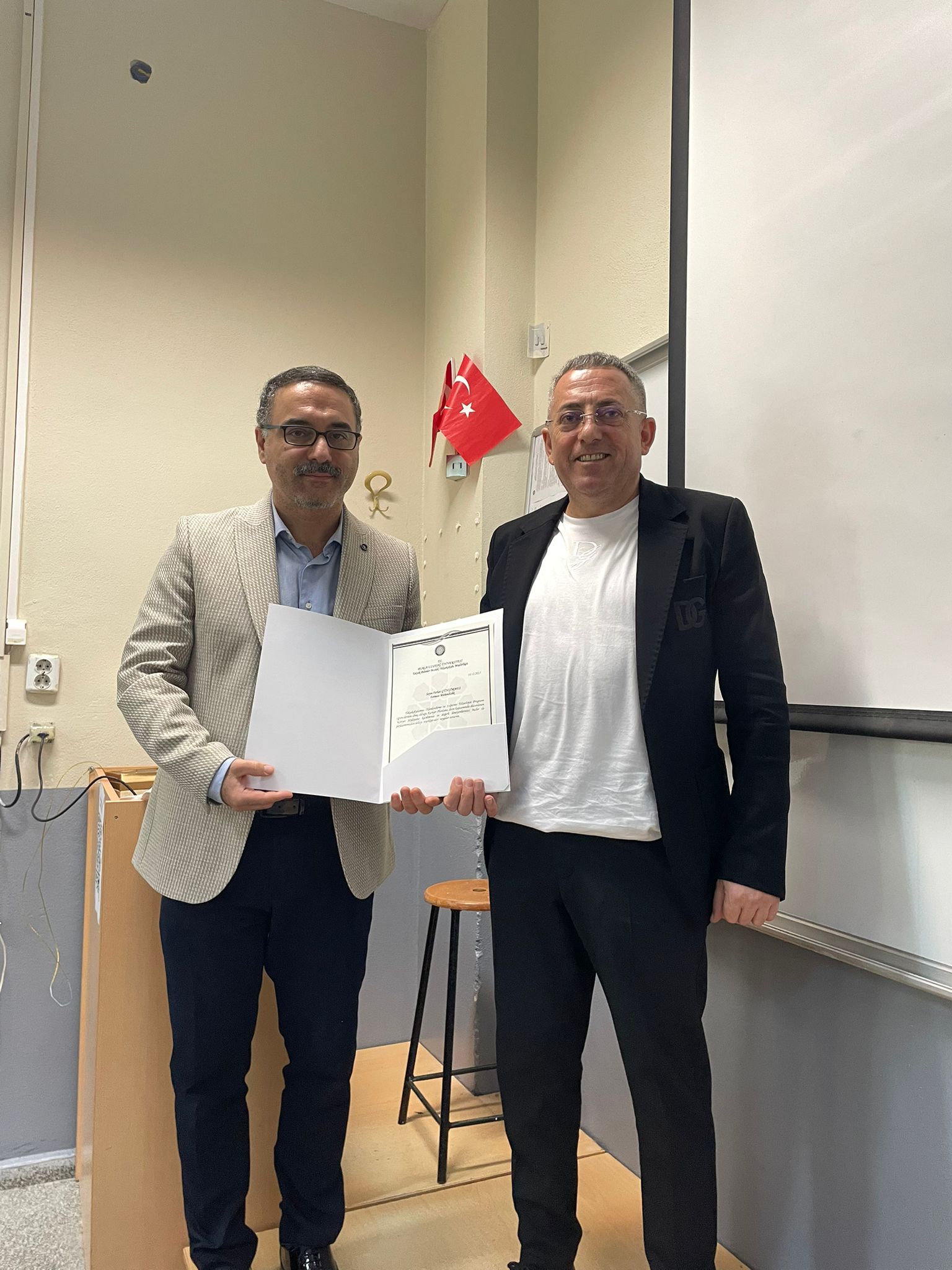 IMG-20251216-WA0004! ?? 