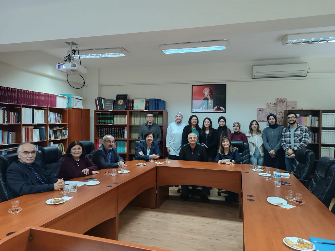 Prof. Dr. İsmail Hakkı Aksoyak'tan Bölümümüze Ziyaret