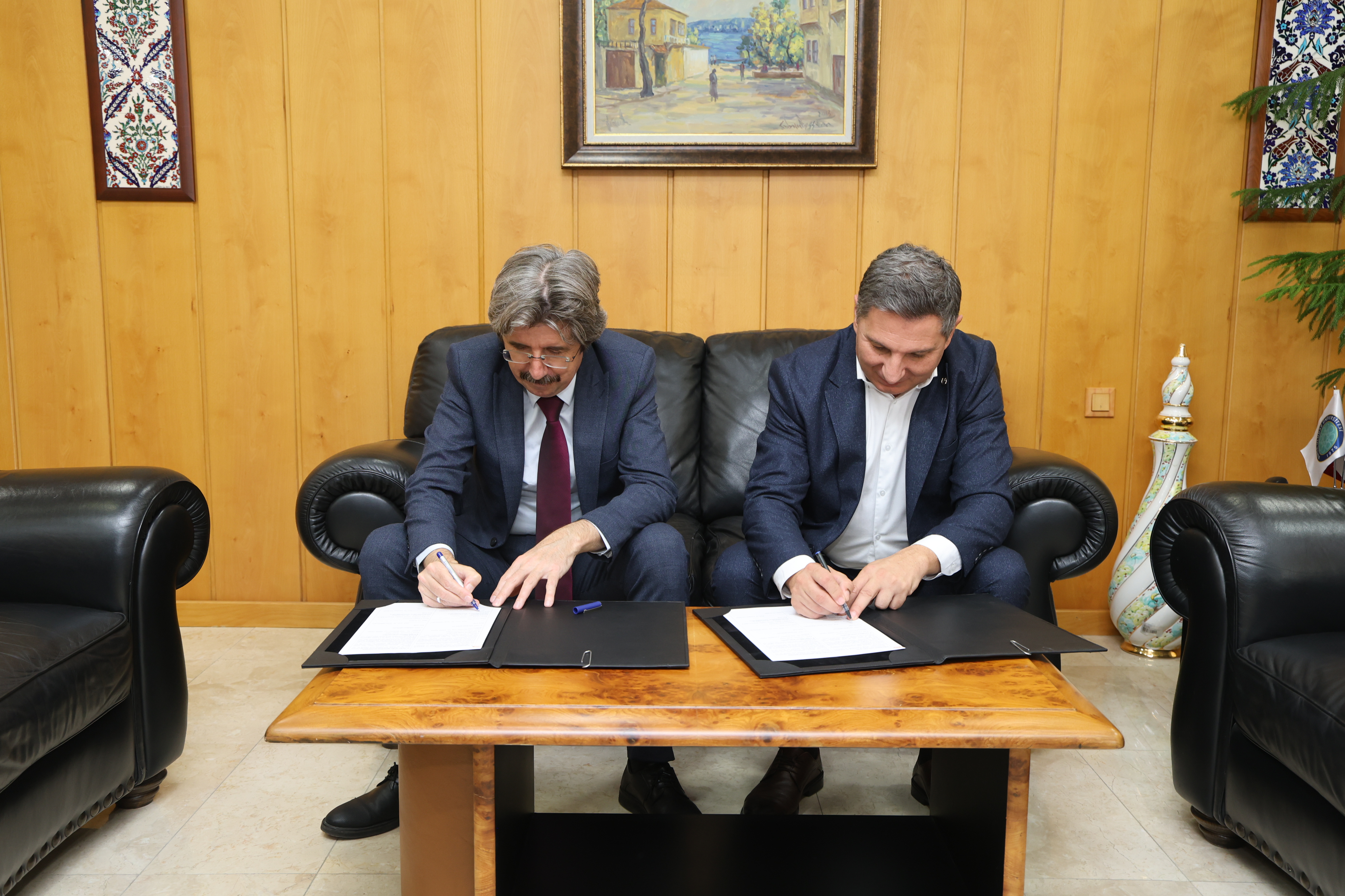 20251016125011928BUU_9867! ?? 