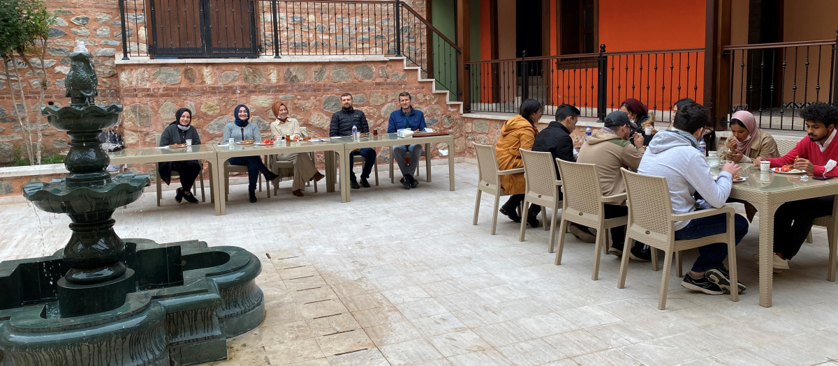  Şadırvan Han Eğitim Akademisi’nde kahvaltı yapıldı ve akademi tanıtıldı 
