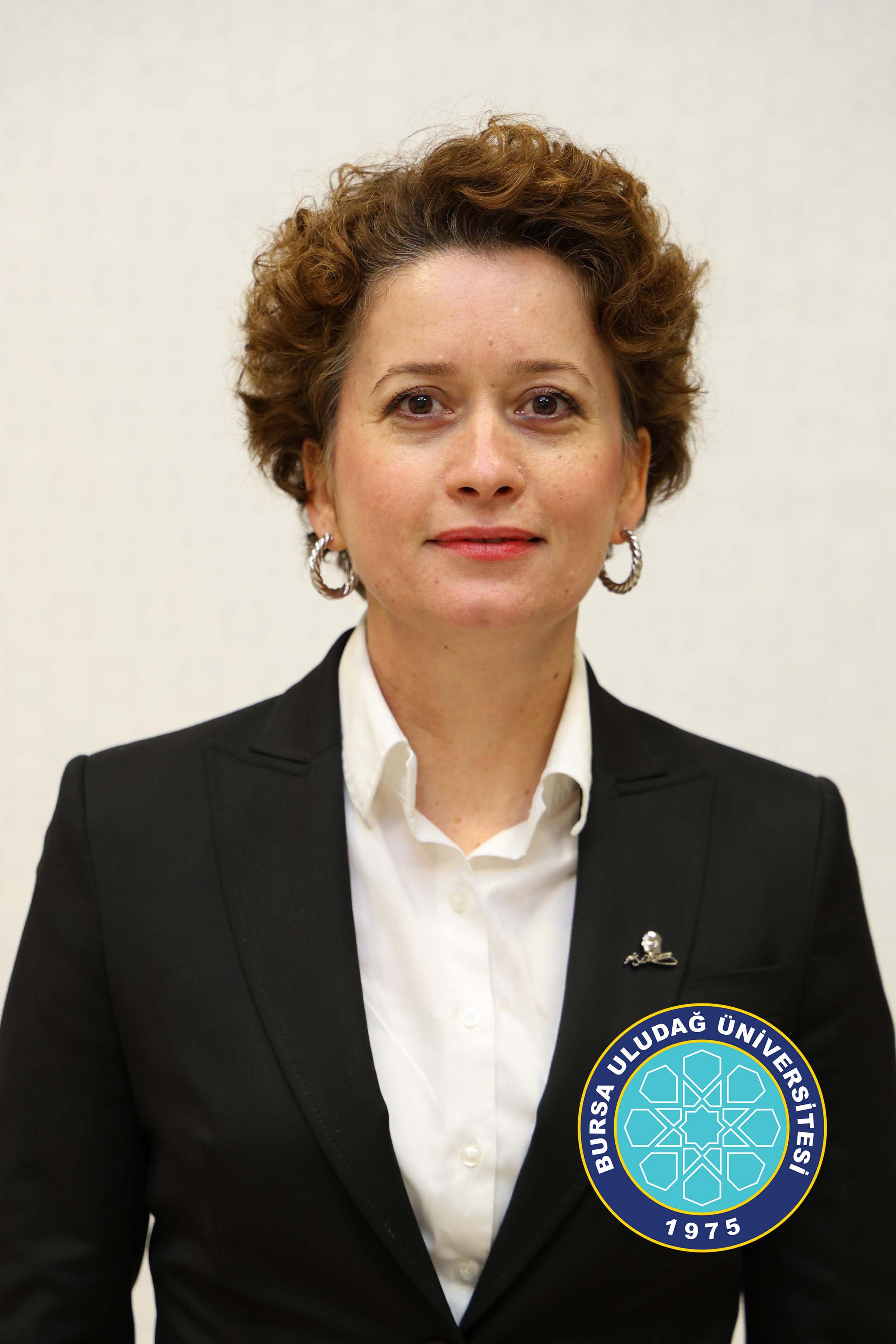 AYNUR AKSEL