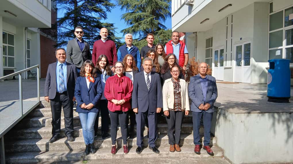 Zootekni Bölümü Öğretim Üye ve Yardımcıları! ?? 