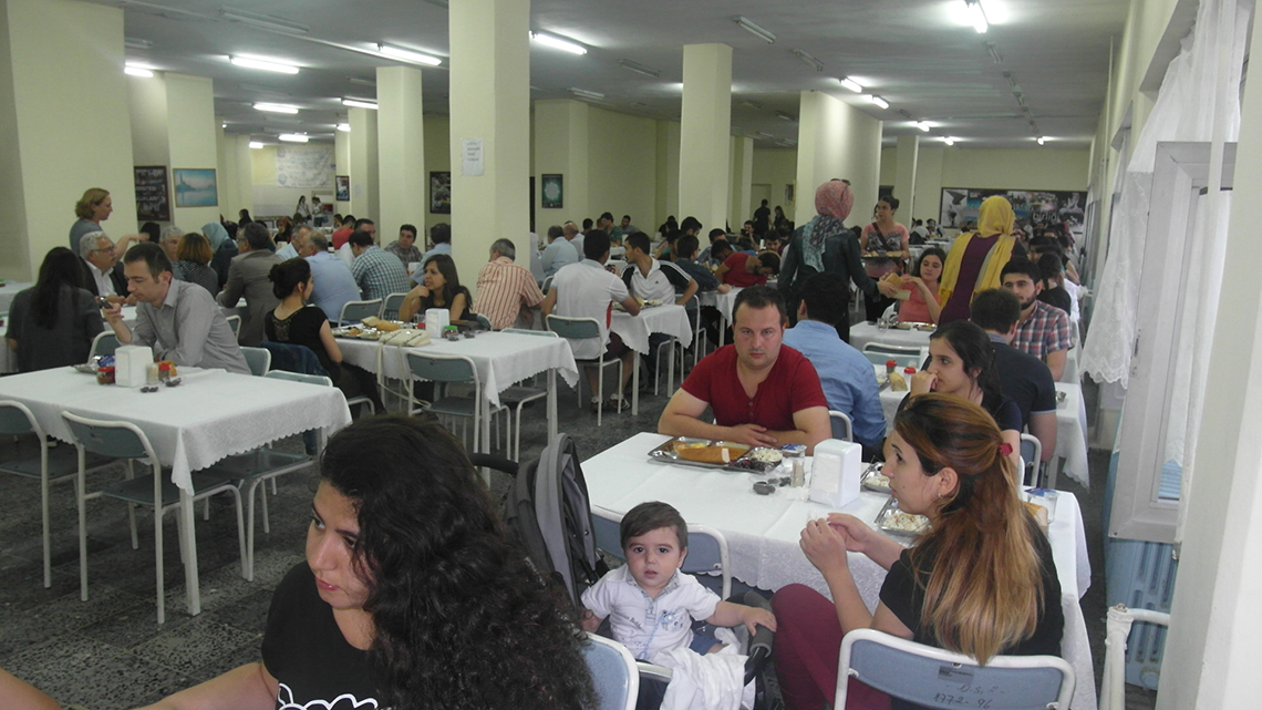 Uludağ Üniversitesi’nin iftar sofraları 27 bin kişiyi ağırladı